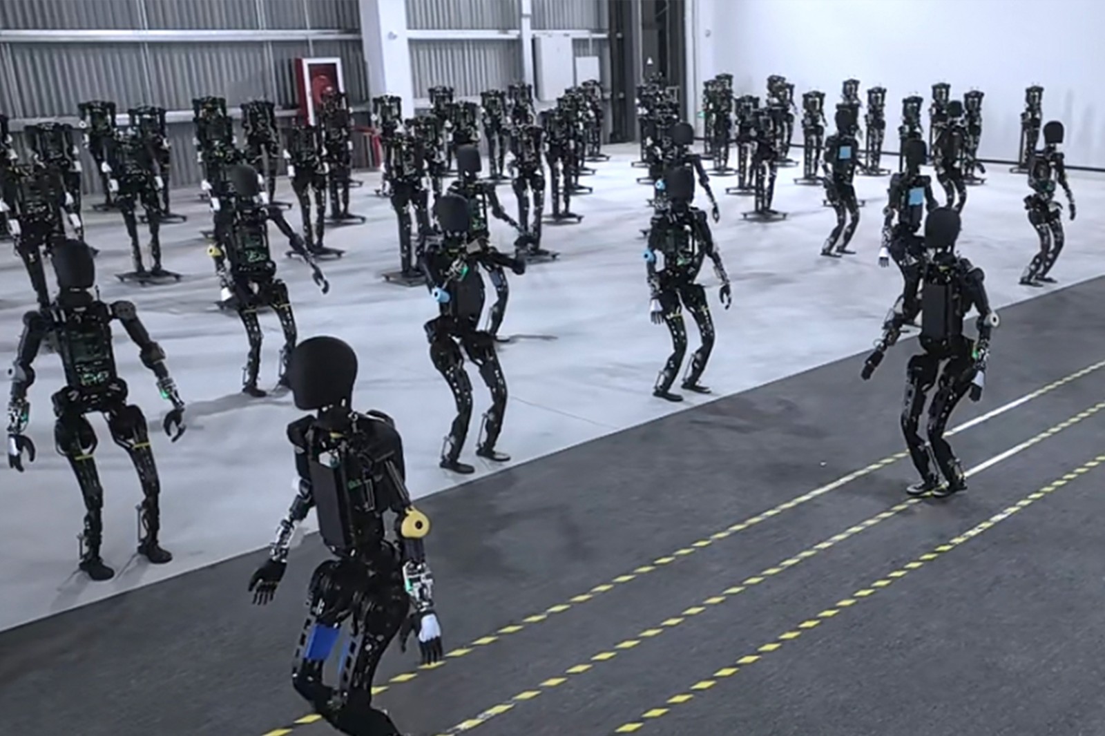 乐玩lewin开启通用机器人商用量产